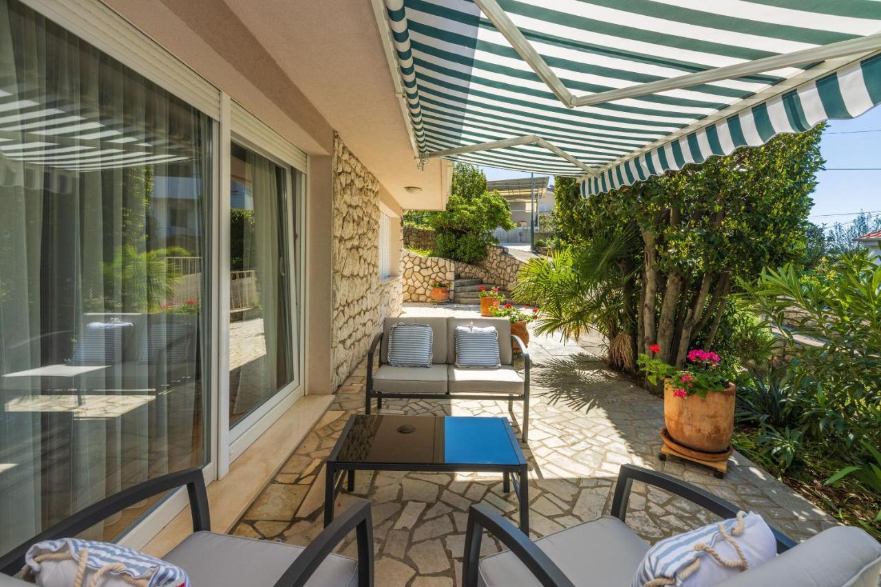 Apartments Robic Selce Exterior photo